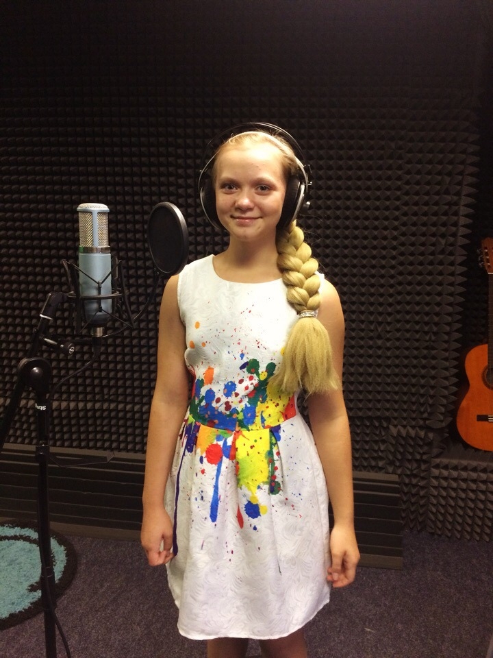 Обложка песни А мне бы петь и танцевать