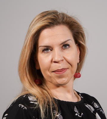 Лариса Овчаренко